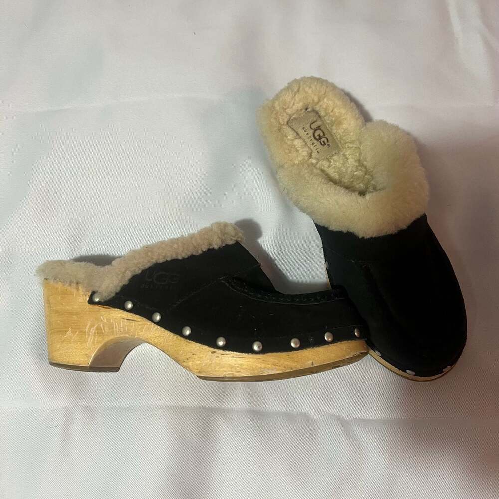 UGG Australia Women's Black Suede Studded Wood Clog Mules Shearling Lined